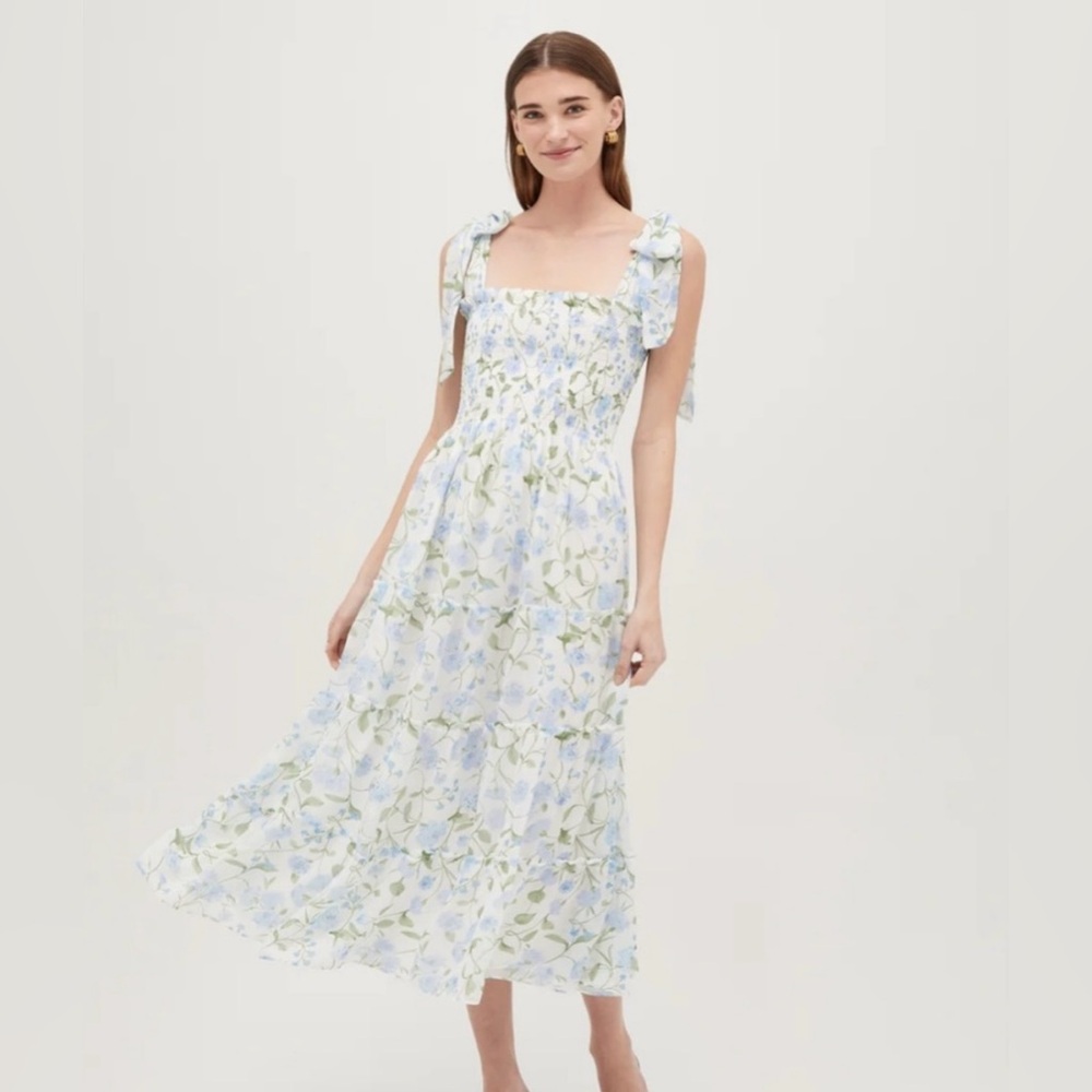 Hill House Home The Ribbon Ellie Nap Dress Blue Peony Bouquet